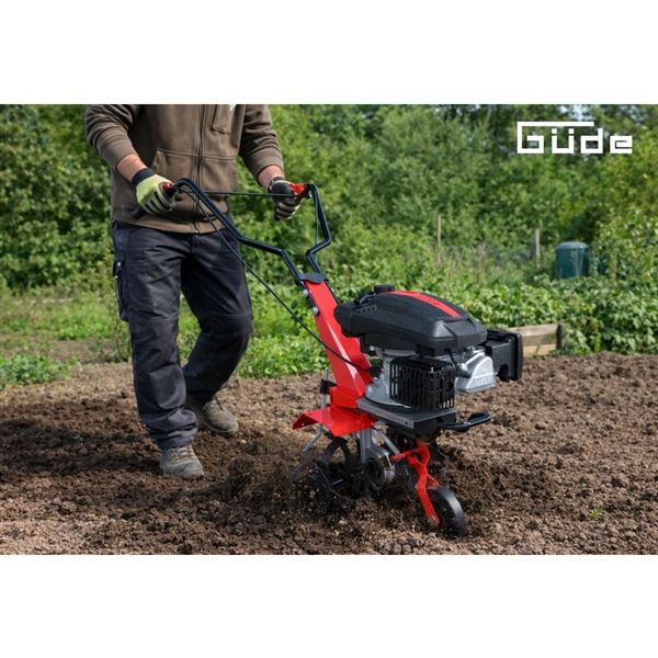 Motorový zahradní kultivátor 
GF 384