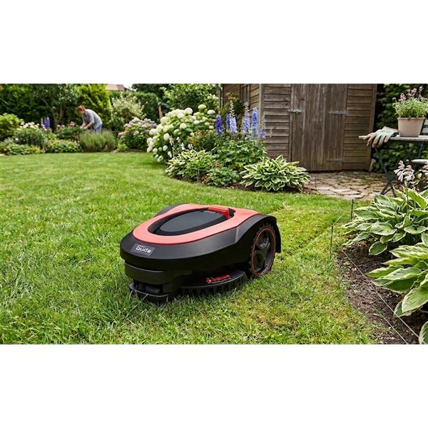 Robotická sekačka na trávu GRR 180.1